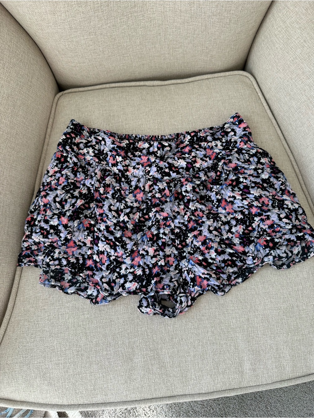 early 2000s american eagle pj shorts